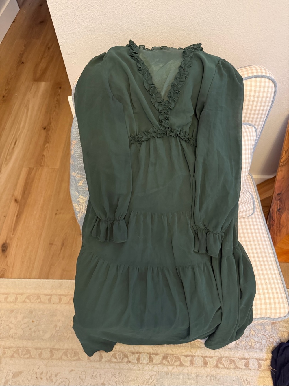 Dark Green Ruffled V-Neck Long Sleeve Dress